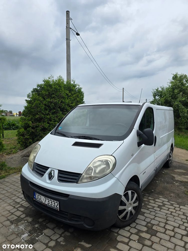 Renault Trafic - 1