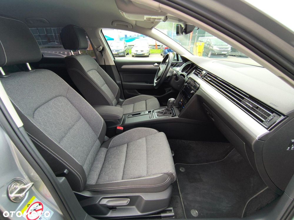 Volkswagen Passat - 7