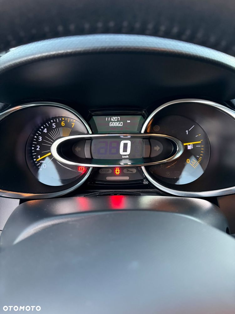 Renault Clio - 8