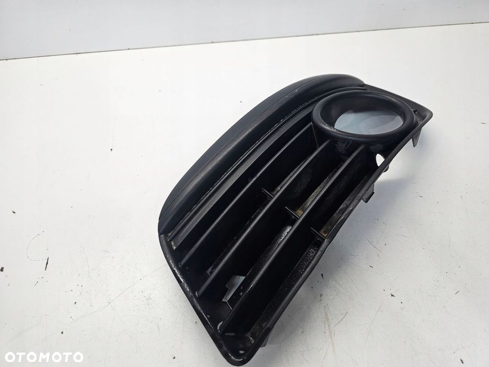 KRATKA ATRAPA ZDERZAKA LEWA VW GOLF V GT 1K0853665AD - 2