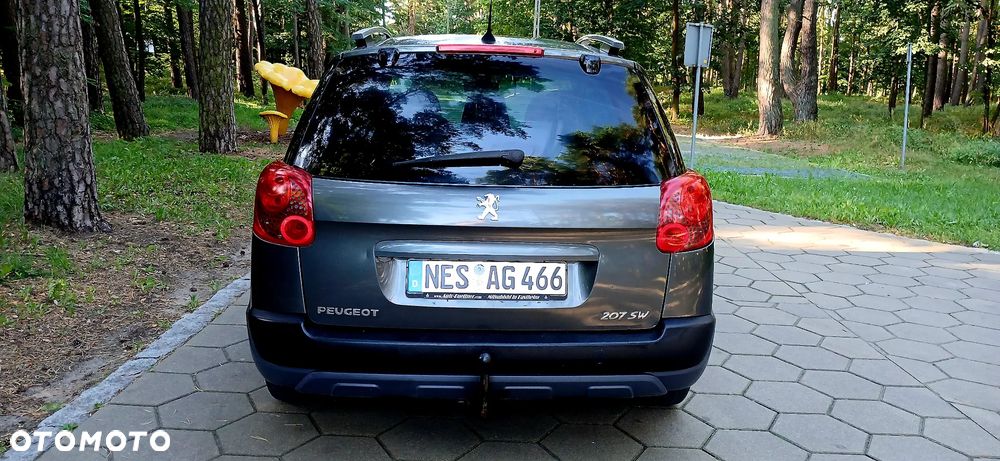 Peugeot 207 120 Premium - 11