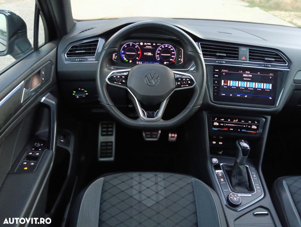 Volkswagen Tiguan 2.0 TDI 4Mot DSG R-Line - 38