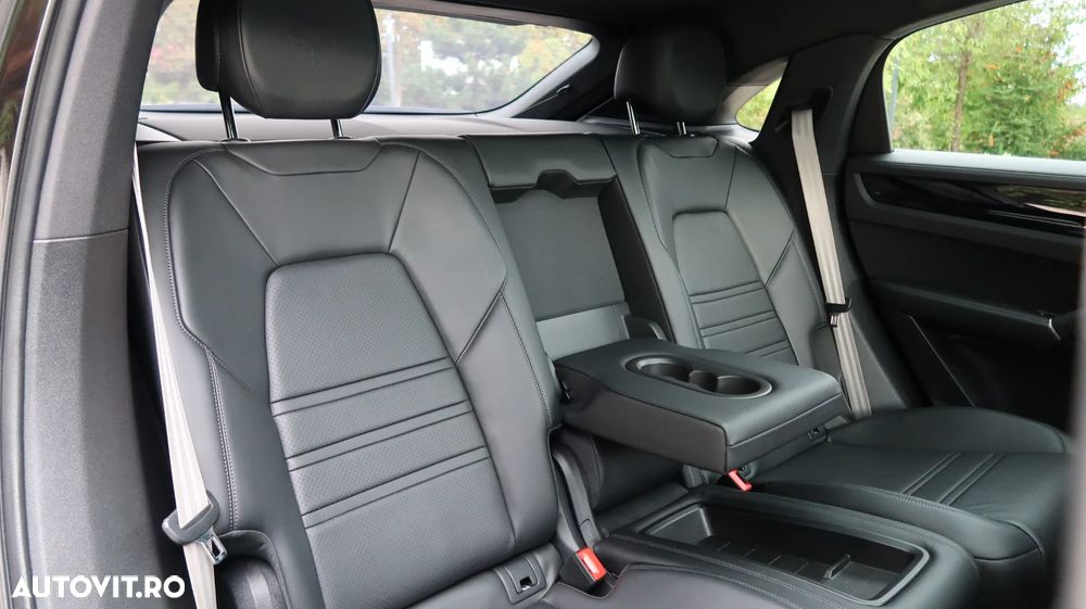 Porsche Cayenne Coupe Tiptronic S Platinum Edition - 18