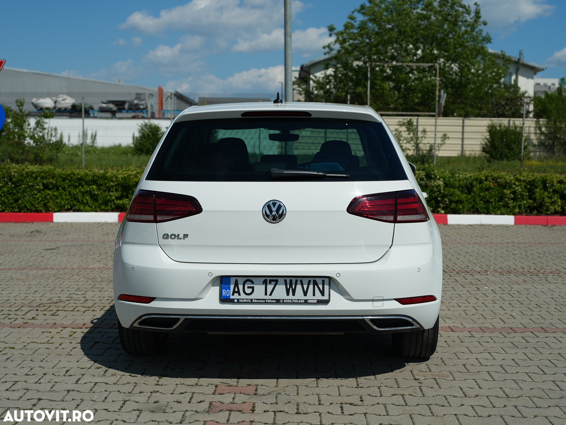 Volkswagen Golf 2.0 TDI DSG Highline - 8