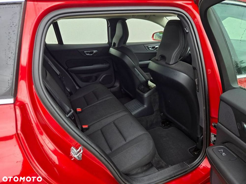 Volvo V60 - 15