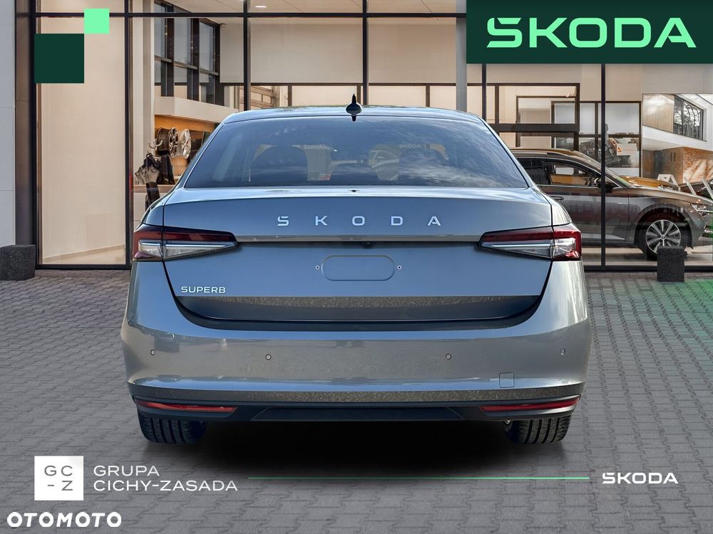 Skoda Superb 2.0 TSI Drive DSG - 5