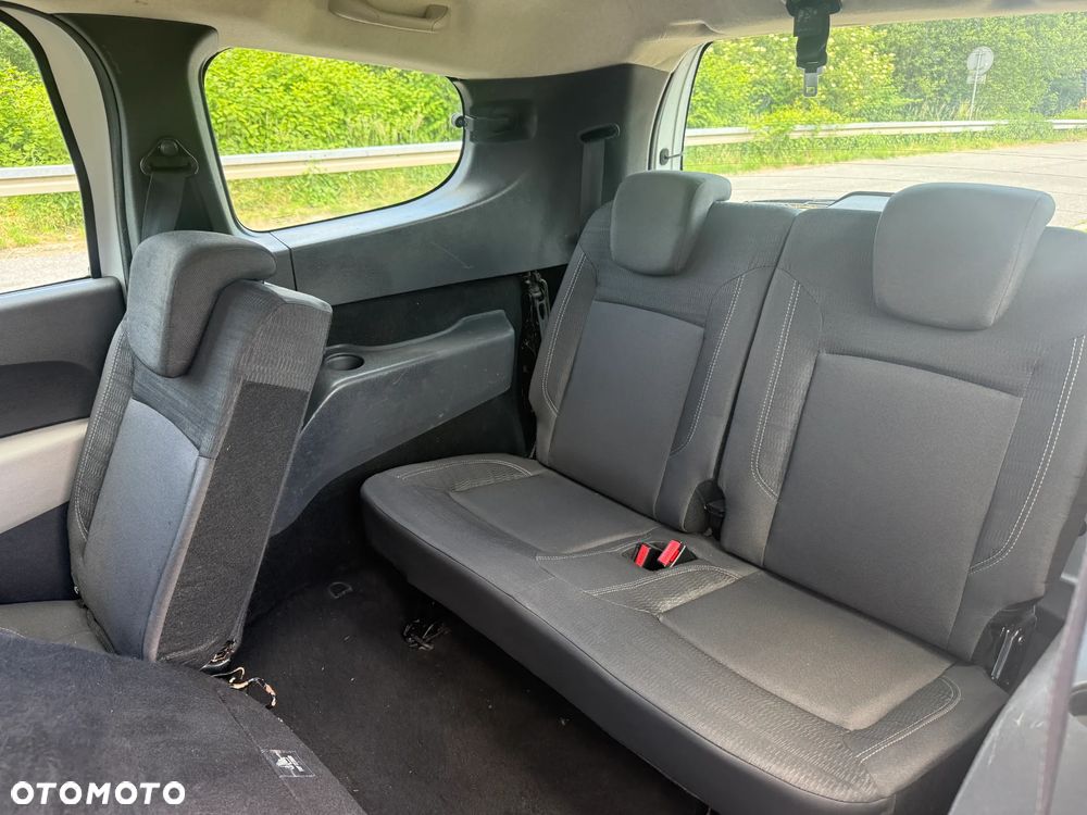 Dacia Lodgy 1.6 SCe Ambiance S&S - 8
