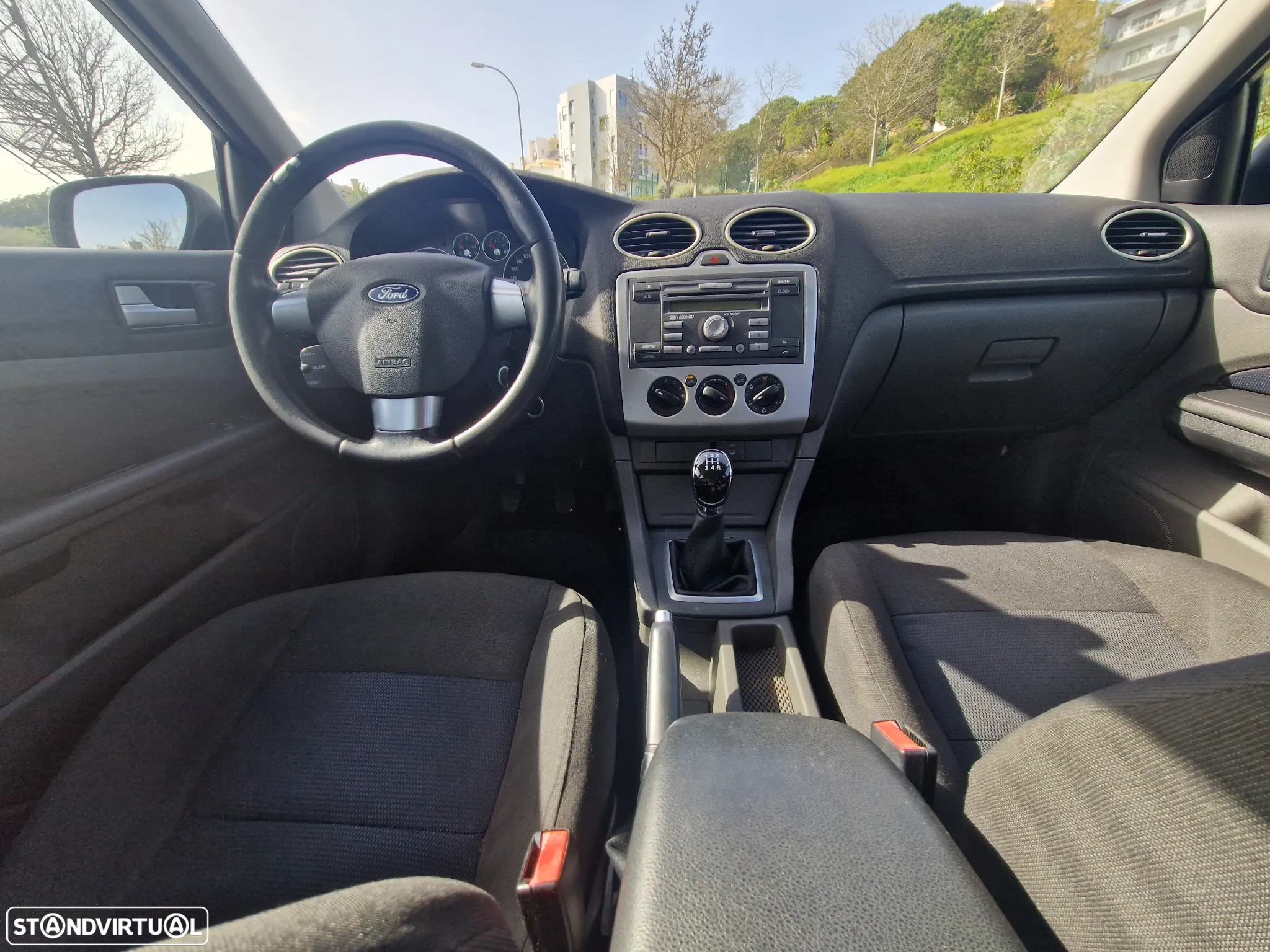 Ford Focus SW 1.6 TDCi Trend - 11