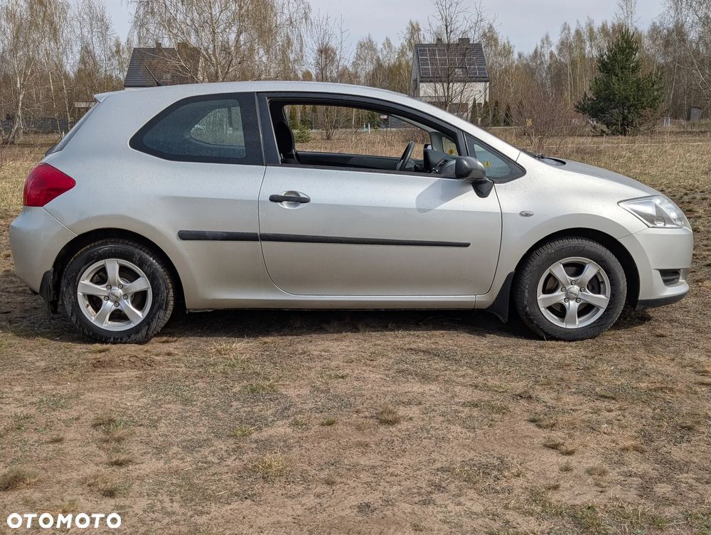 Toyota Auris 1.4 VVT-i Luna - 8