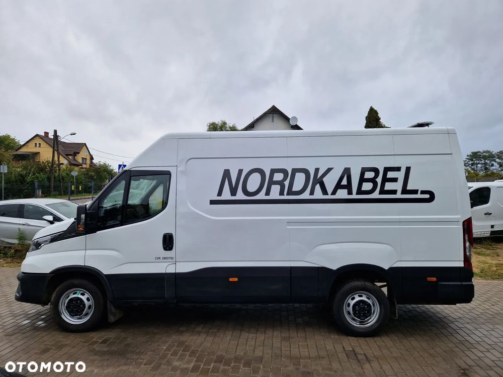 Iveco Daily - 12