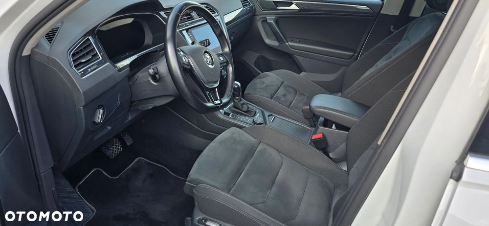 Volkswagen Tiguan - 11
