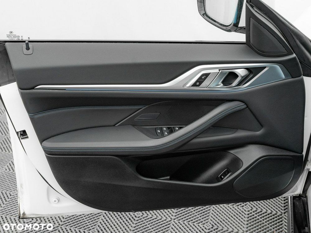 BMW i4 80.7kWh eDrive 40 M Sport - 13