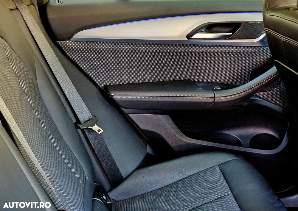 BMW X4 xDrive20d xLine - 25