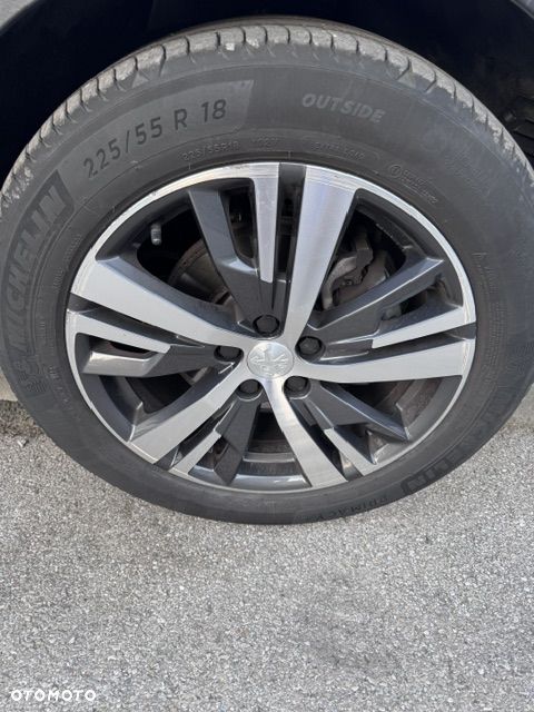 Peugeot 3008 1.2 PureTech Allure Pack S&S EAT8 - 16