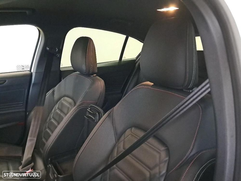 Ford Focus 1.0 EcoBoost MHEV ST-Line X Aut. - 11