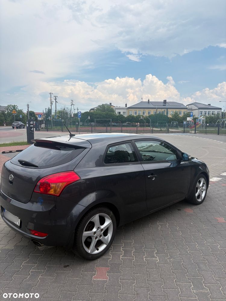 Kia ProCeed - 3