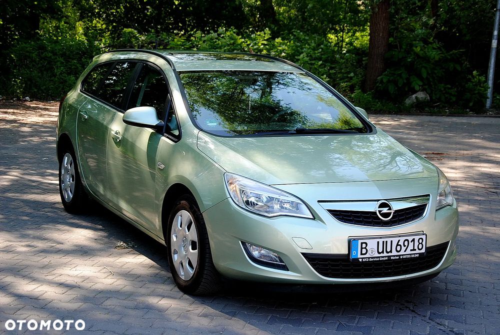 Opel Astra 1.6 Innovation - 4