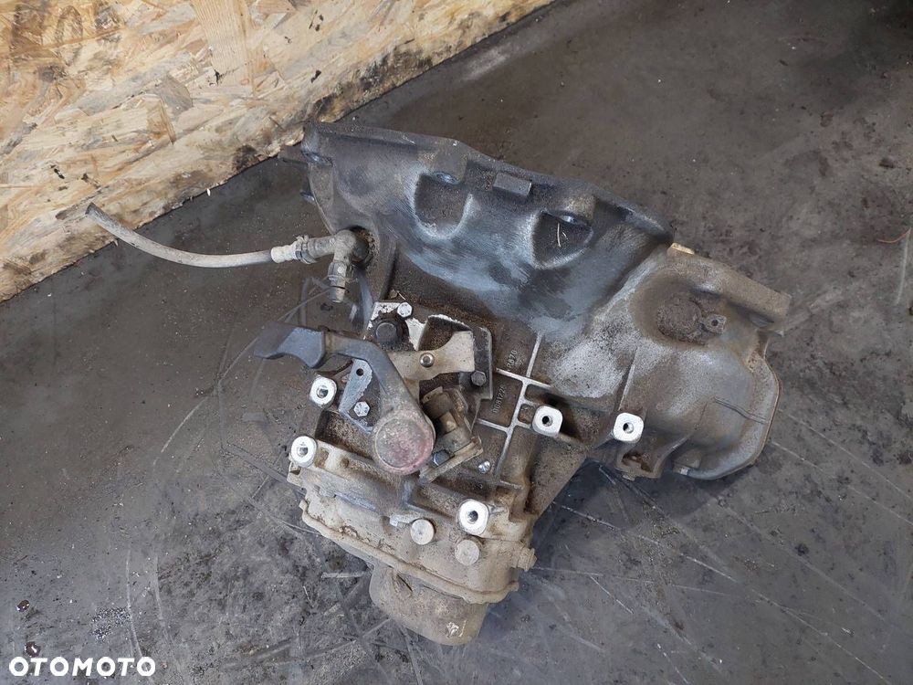 SKRZYNIA BIEGÓW OPEL VECTRA C SIGNUM I 1.8 16V MANUAL 5 BIEGÓW F17W394 - 5