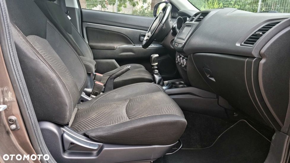 Mitsubishi ASX 1.8 DI-D 2WD Diamant Edition - 13