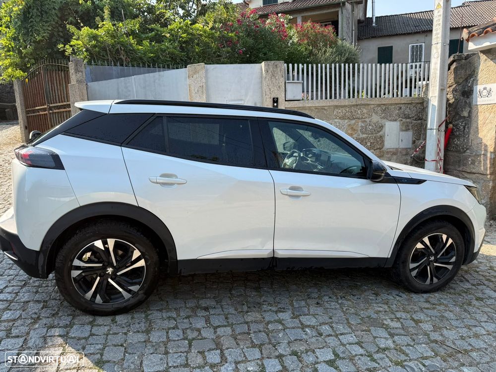Peugeot 2008 - 4