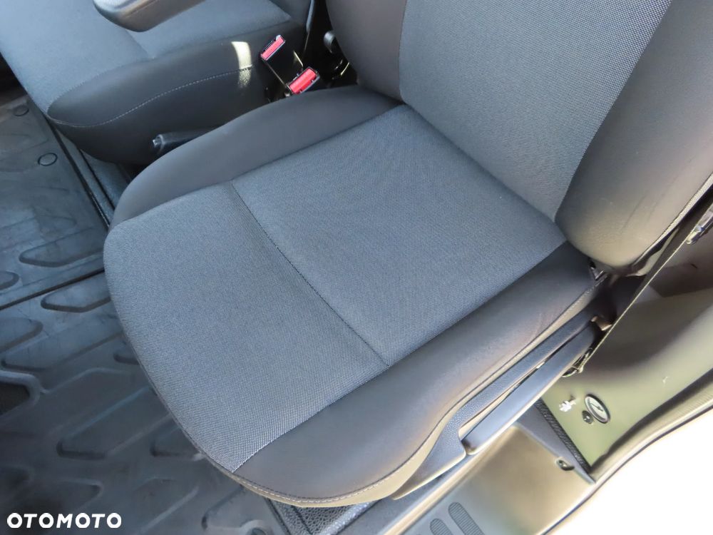 Renault Master 2.3 dCi 145 KM Skrzynia 4118 mm 8 Euro Palet WZMACNIANY 1219 Kg Ładowność HAK 2500 Kg Stan Jak NOWY POLECAM - 32