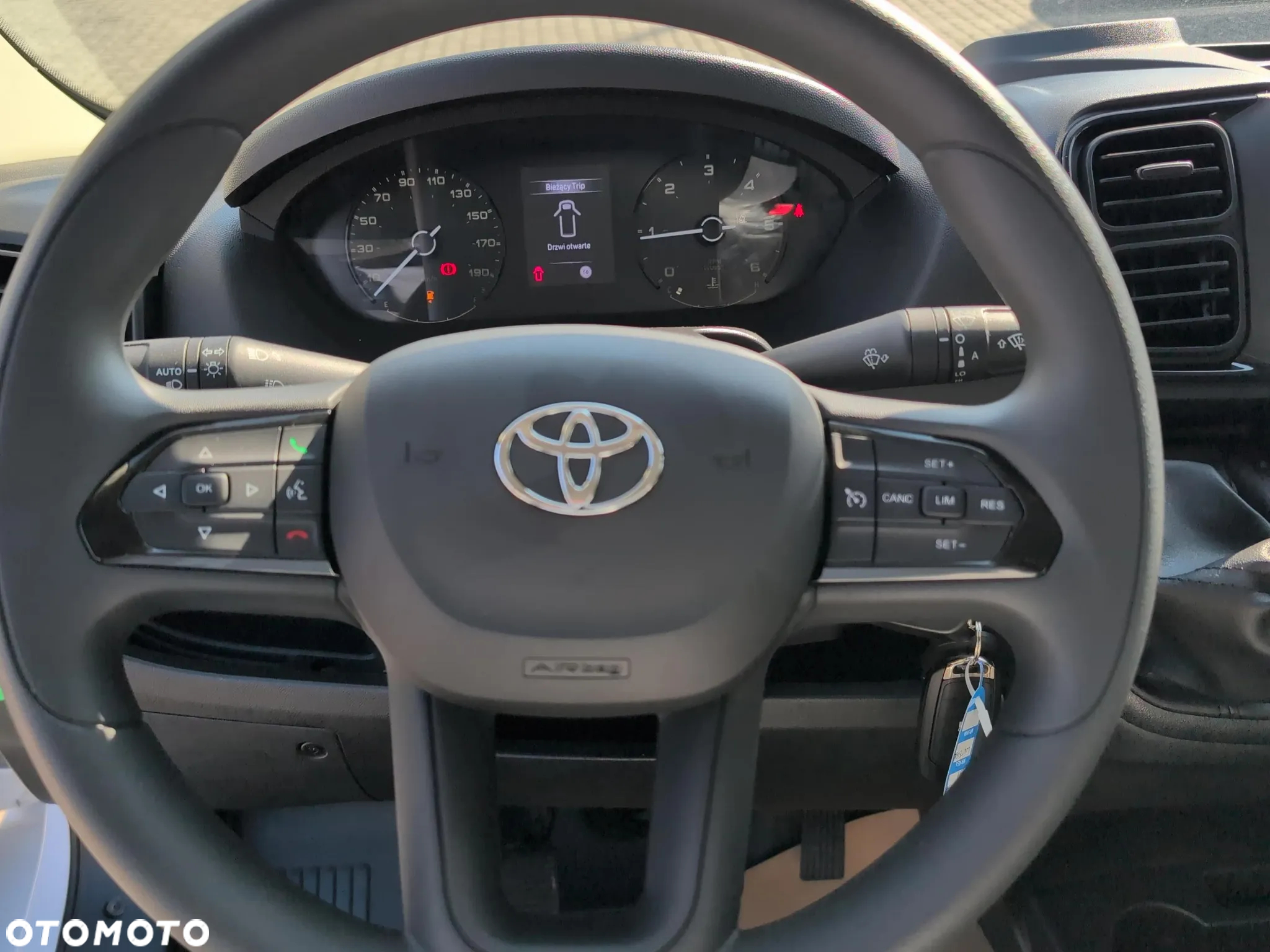 Toyota PROACE MAX - 12
