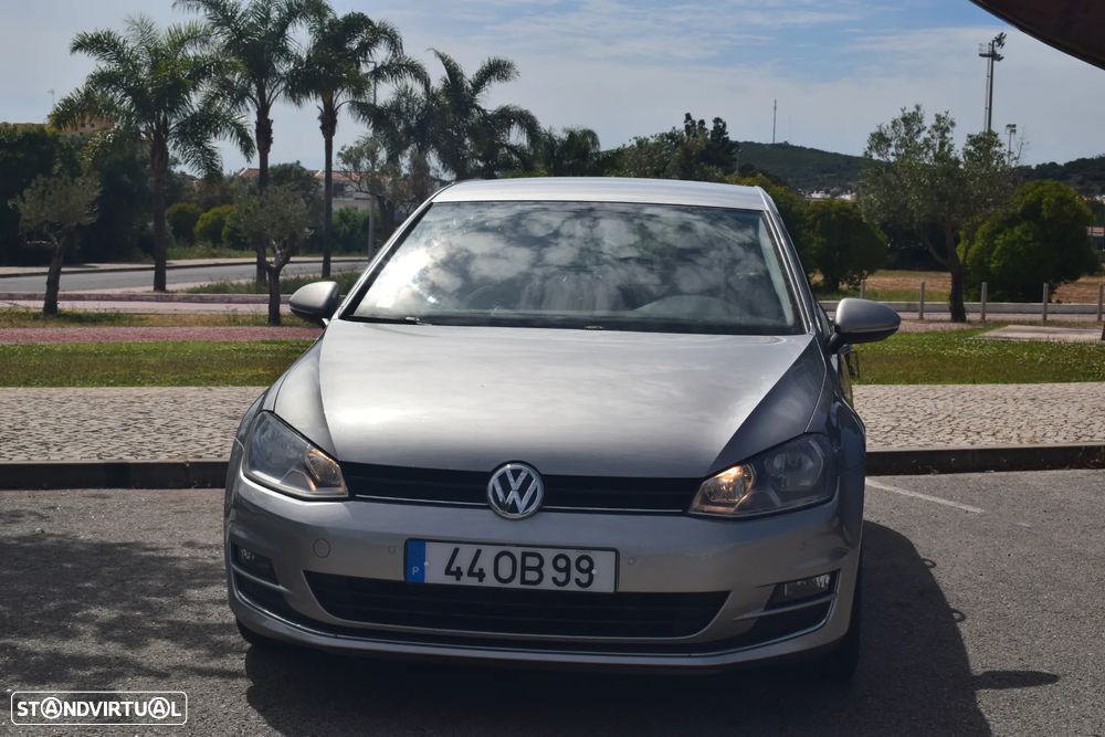 VW Golf 1.6 TDi Trendline BlueMotion - 3
