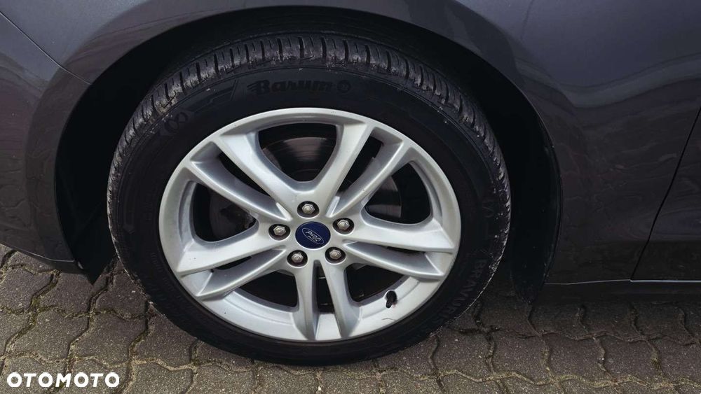 Ford Mondeo - 25