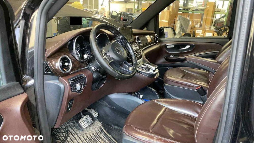 Mercedes-Benz Klasa V 250 (BlueTEC) d extralang 4Matic 7G-TRONIC Avantgarde - 6