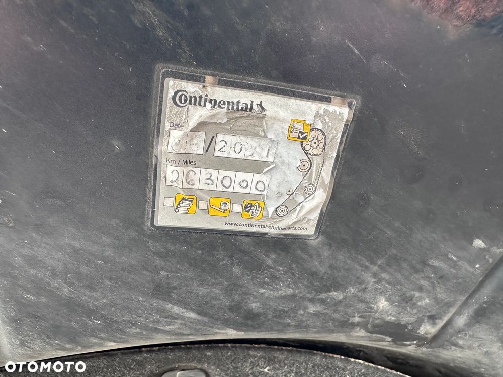 Volkswagen Passat 2.0 TDI DPF Comfortline - 36