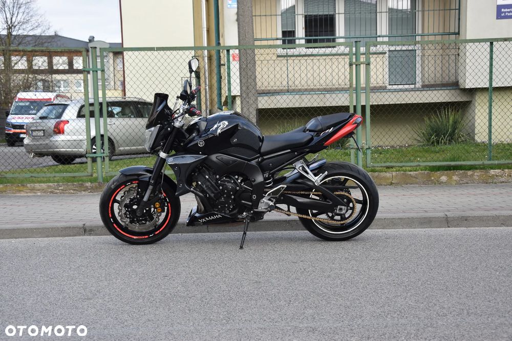 Yamaha FZ - 2