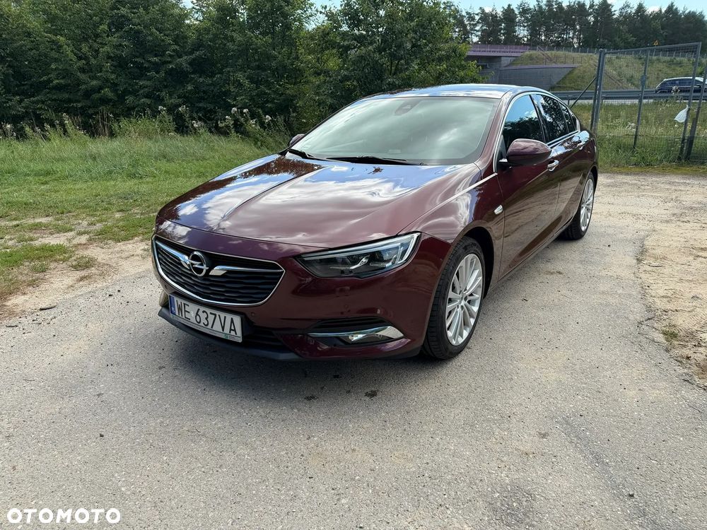 Opel Insignia - 1