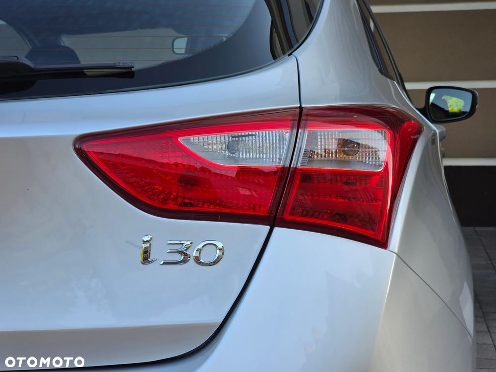 Hyundai i30 1.4 Comfort - 35