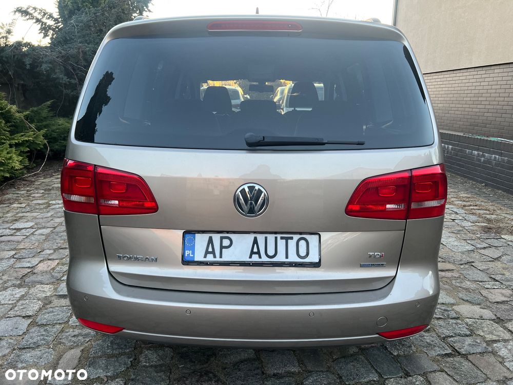 Volkswagen Touran 1.6 TDI DPF BlueMotion Technology Comfortline - 4