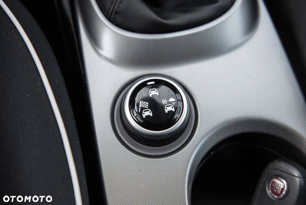 Fiat 500X 1.4 Multiair 4x2 S&S Rockstar - 25