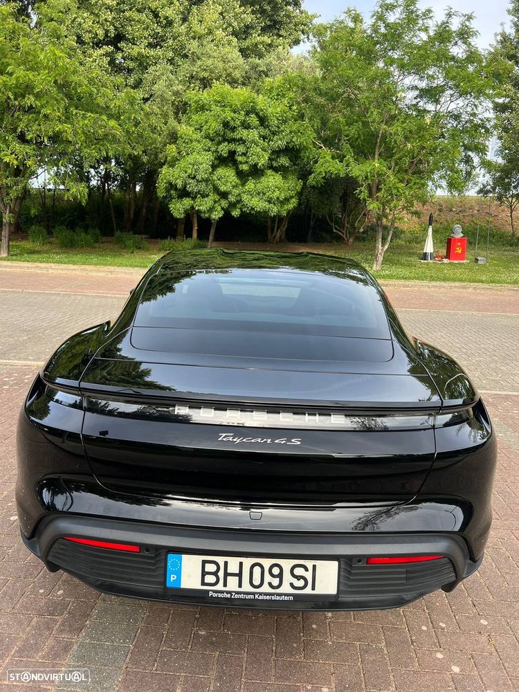 Porsche Taycan 4S - 5
