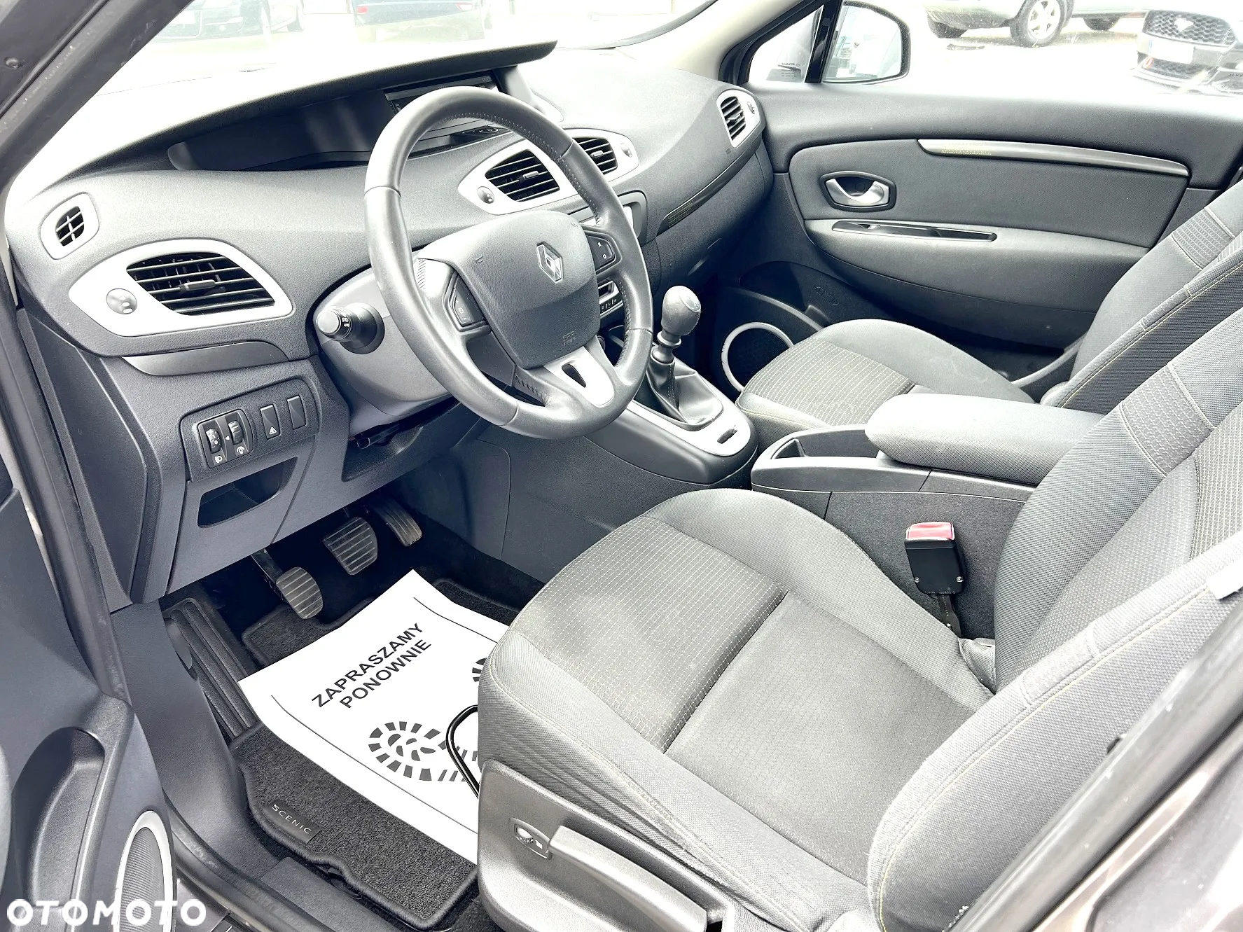 Renault Scenic 1.4 16V TCE Bose Edition - 11