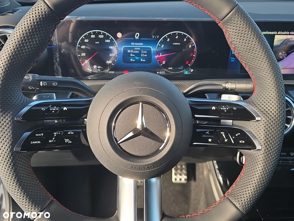 Mercedes-Benz Klasa A 200 7G-DCT AMG Line - 11