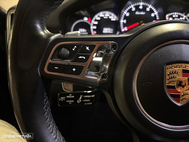 Porsche Cayenne Turbo Tiptronic S - 13