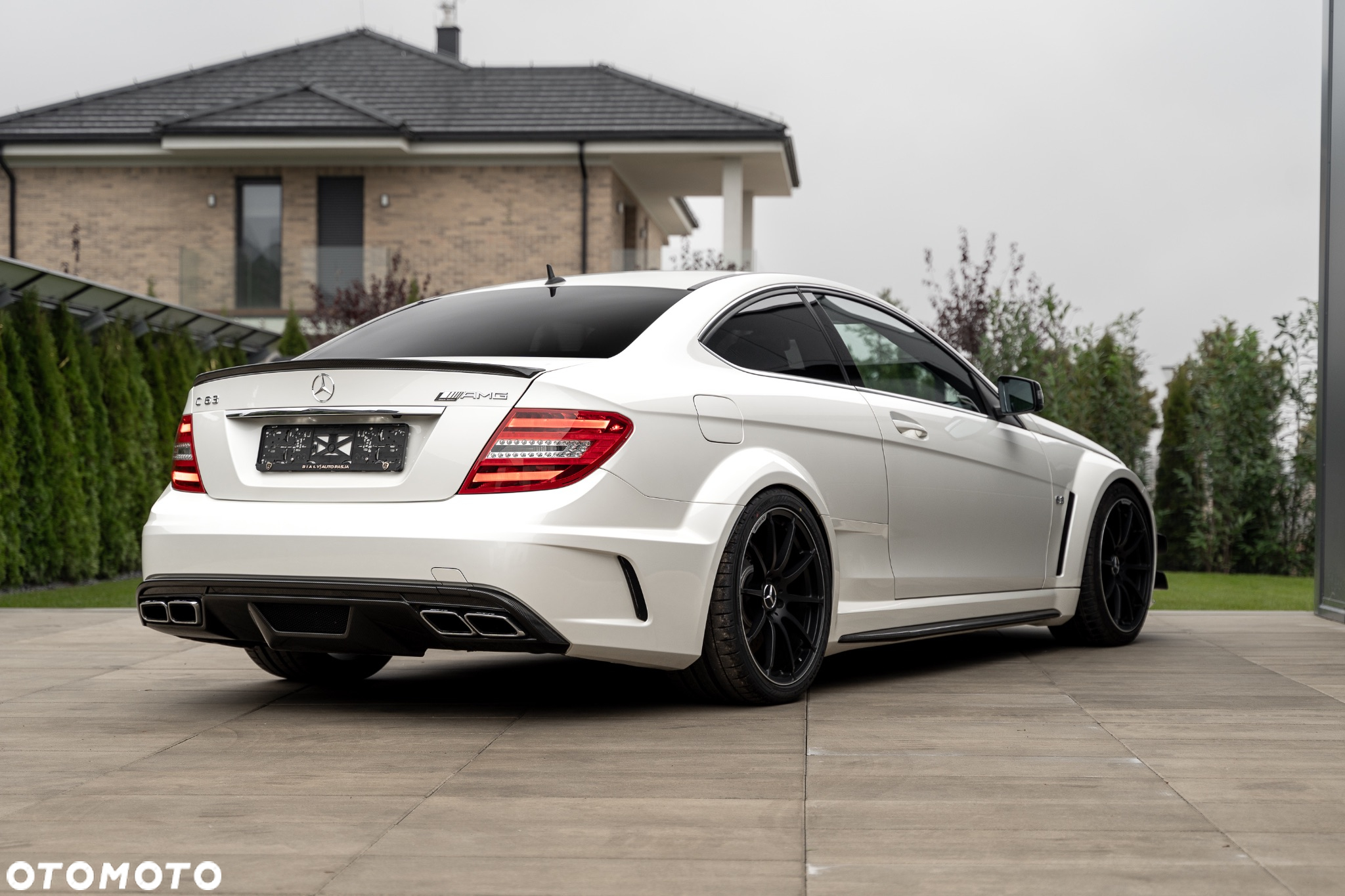 Mercedes-Benz Klasa C 63 AMG - 6