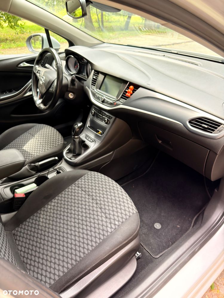 Opel Astra 1.6 CDTI Elite S&S - 11