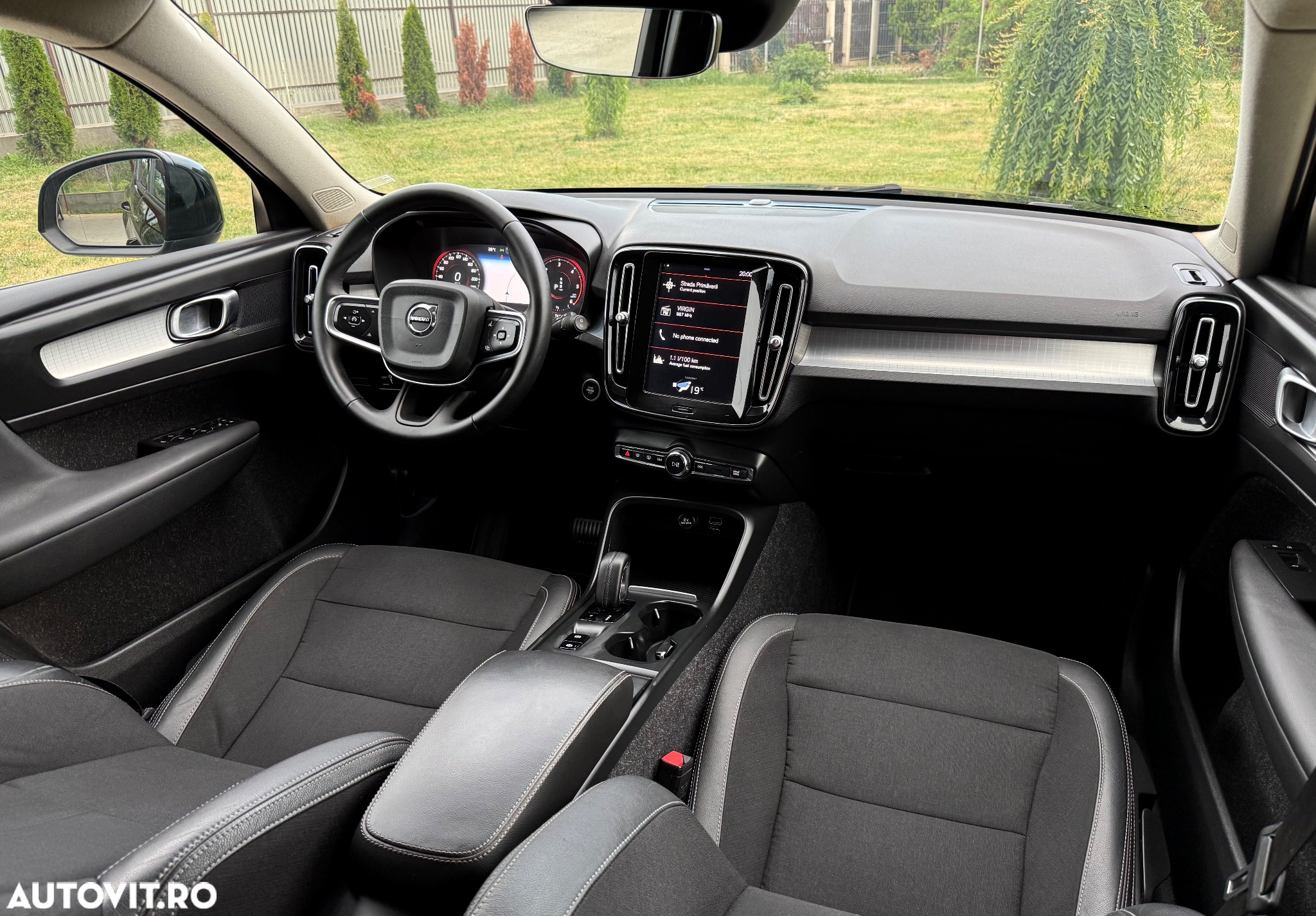 Volvo XC 40 D3 AWD Geartronic Momentum - 11