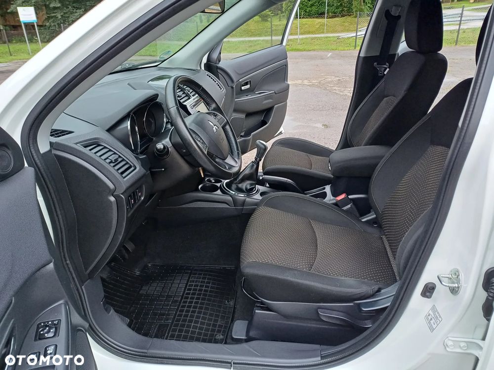 Mitsubishi ASX 1.6 2WD Plus - 15