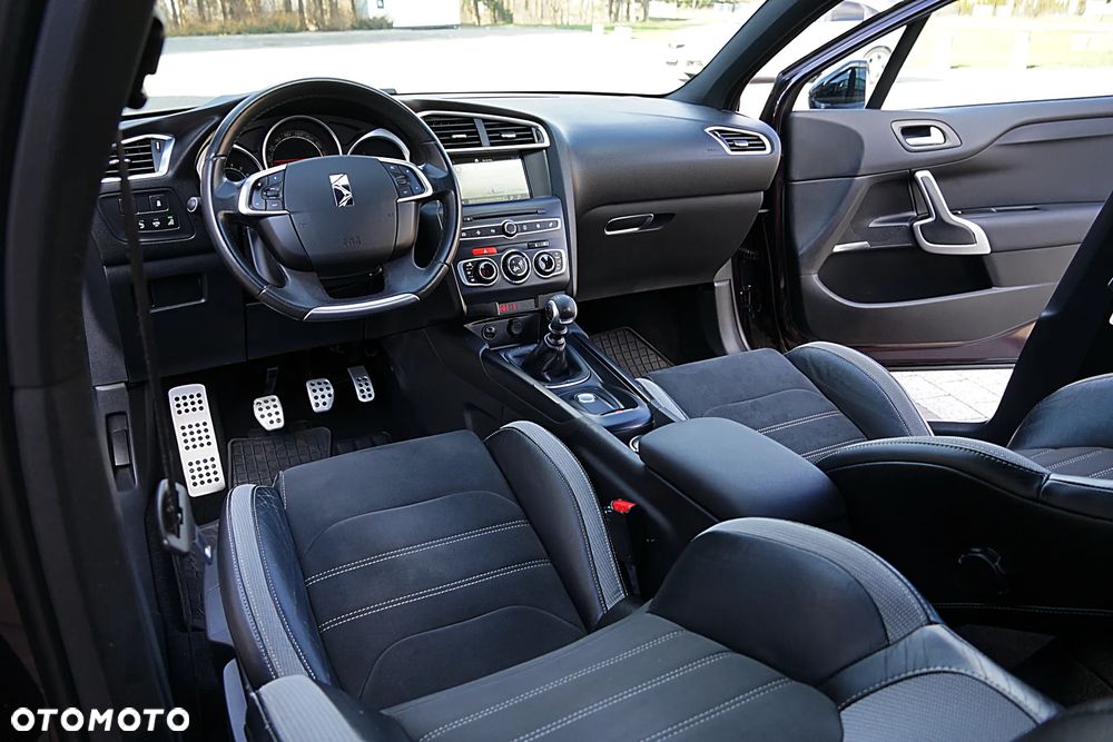 DS Automobiles DS 4 Crossback - 23