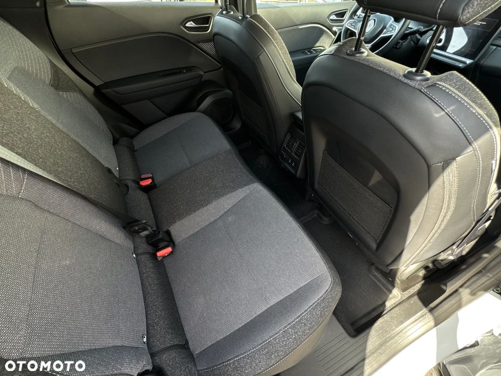 Renault Captur - 19