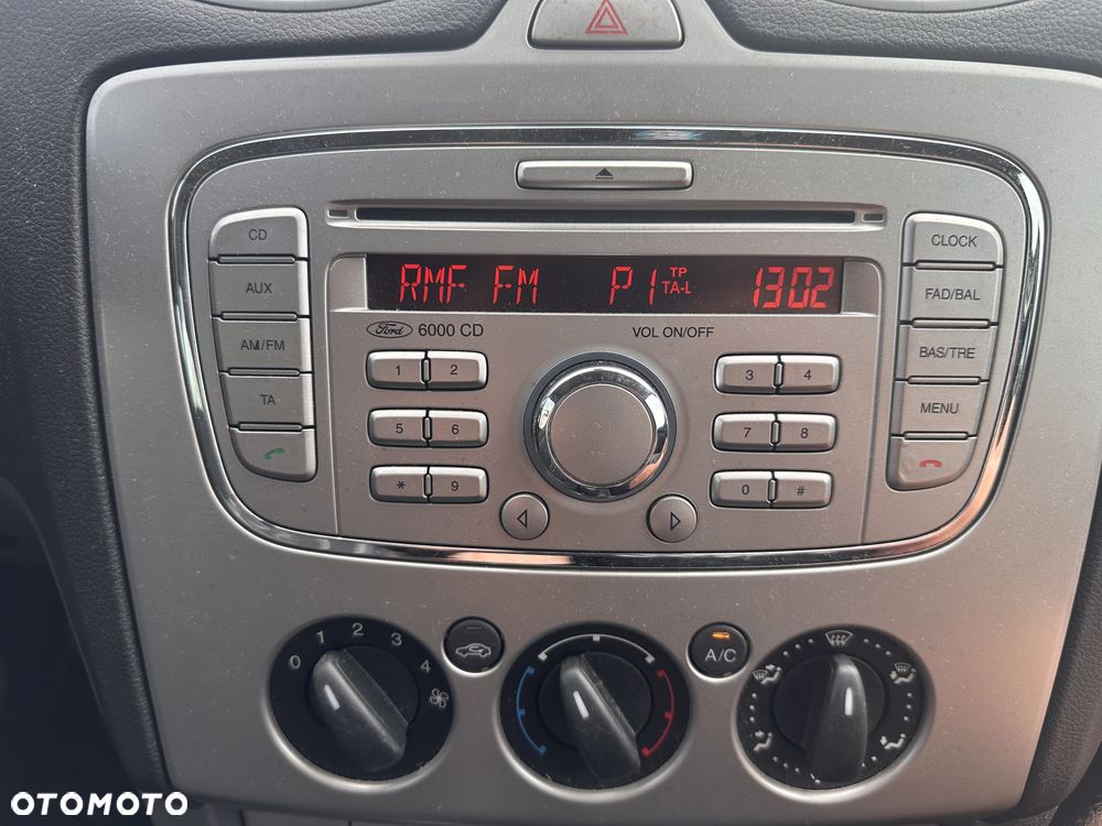 Ford Focus - 8