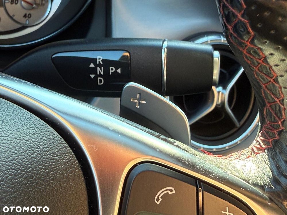 Mercedes-Benz CLA 200 7G-DCT AMG Line - 15