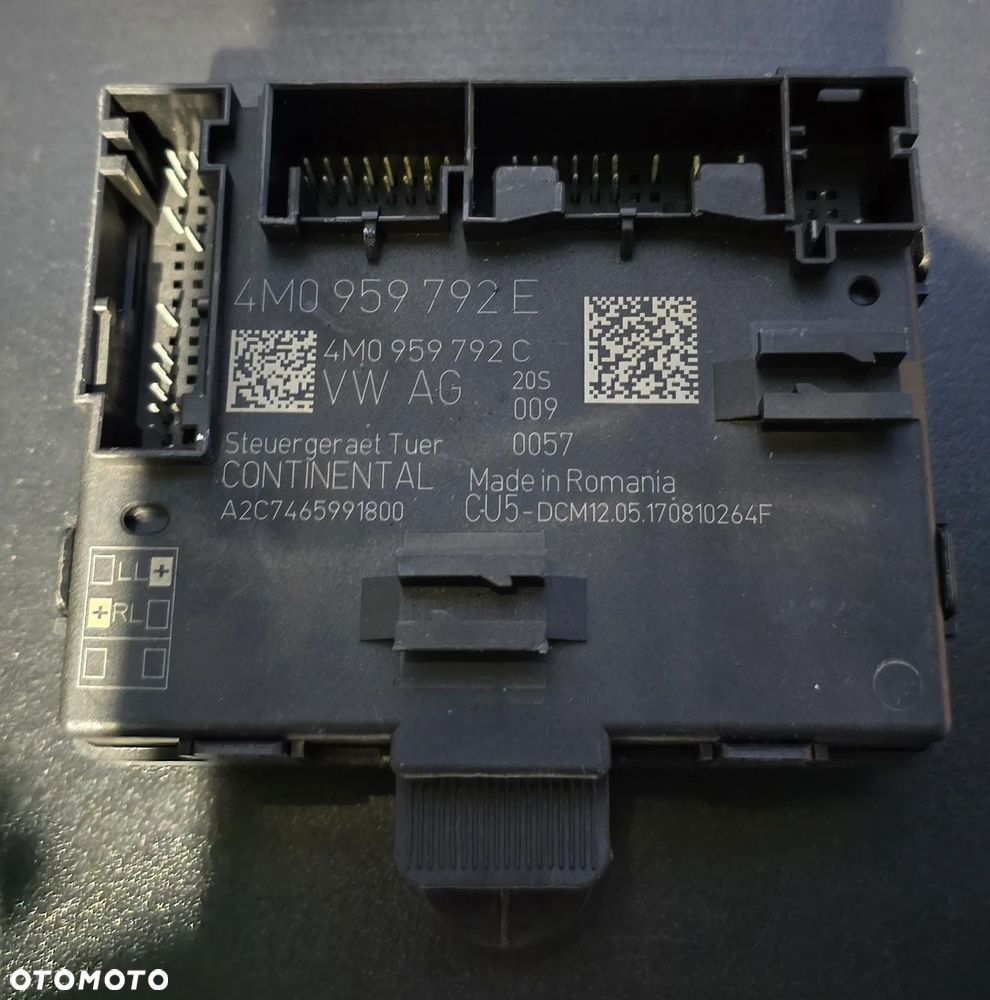 Moduł sterownik drzwi Audi 4M0959792E - 1