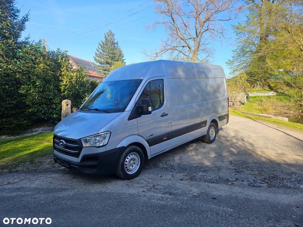 Hyundai H350 - 1