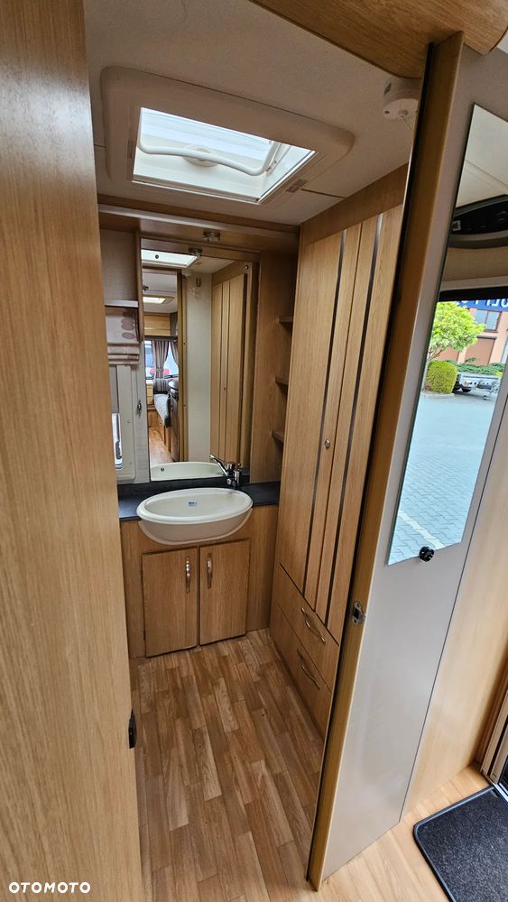 Coachman Pastiche - 8